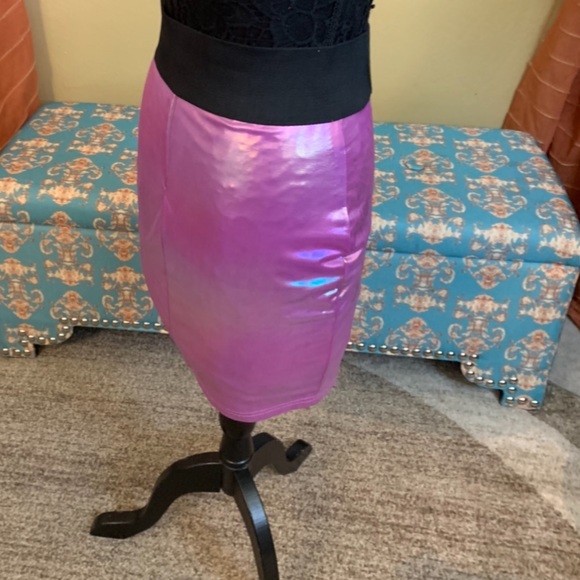 Windsor barbie pink metallic holograph mini skirt with stretch medium - Picture 5 of 11